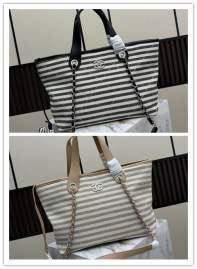 Picture of Chanel Handbags _SKUfw239869356fw
